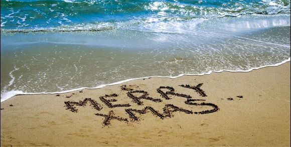 ...wishing all of my FB friends a wonderful Christmas and a happy, healthy '18....love to you all from a sunny paros  island:)