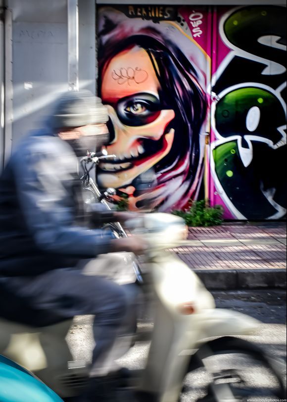 ...graffiti blur...
