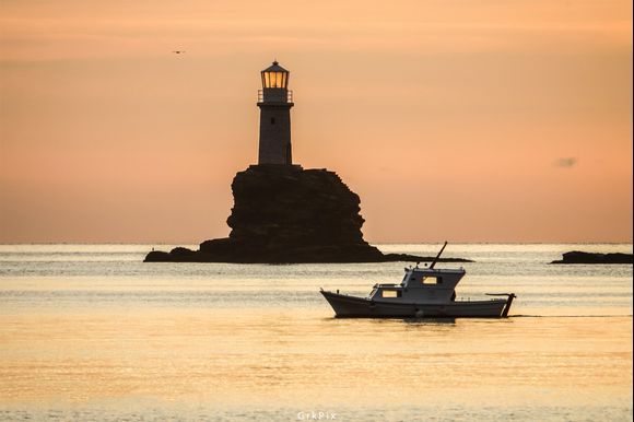 Tourlitis Lighthouse just before sunrise.