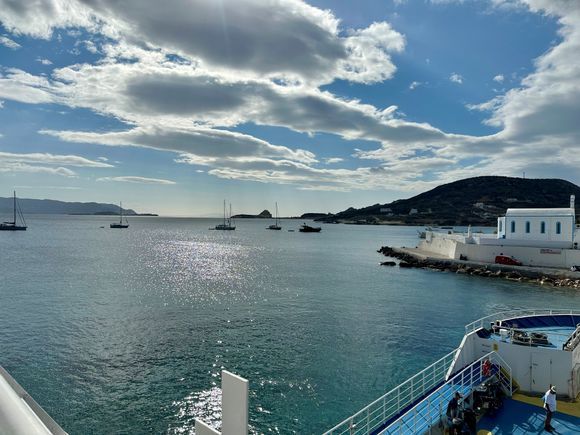 The ferry from Pollonia (Milos) to Kimolos