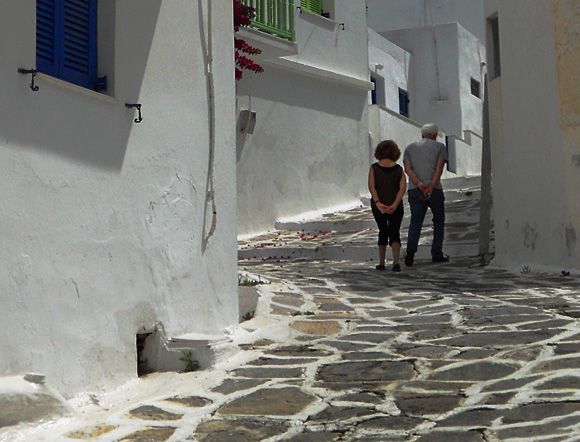 Naoussa street scene