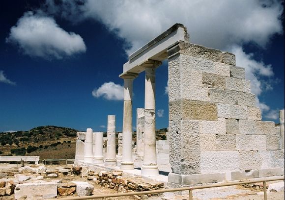 Demeter\'s temple. Naxos, 2008