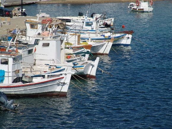 boats Antiparos
