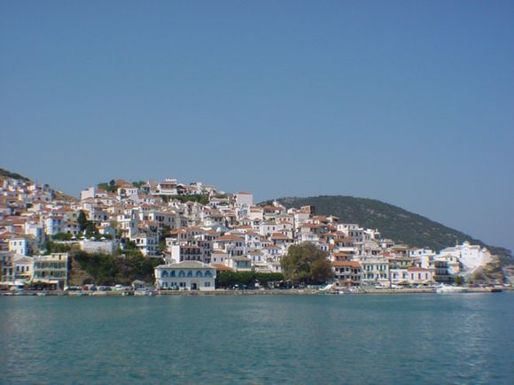 View of the town of Skoplelos