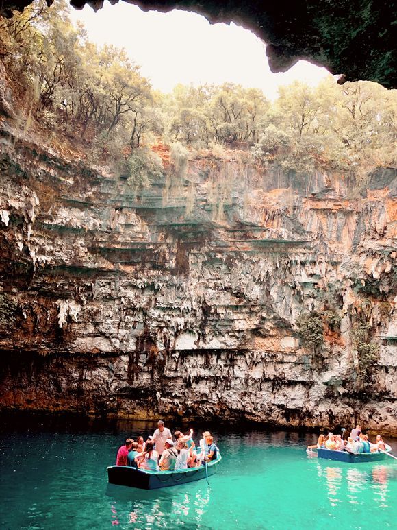 Melissani cave ✨Cave of the Nymphs  🧚🏻‍♂️ 