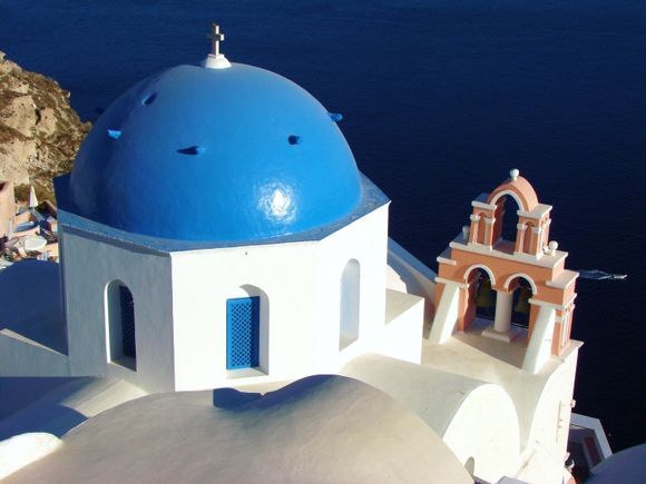 Church in Oia