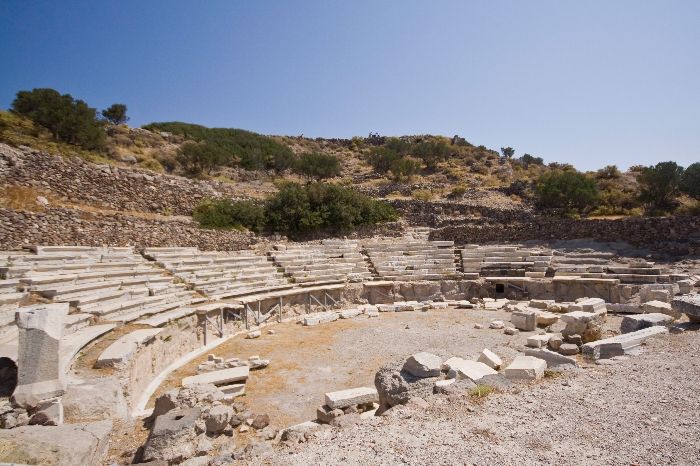 Photos of Ancient Theatre in Milos by members - Page 1 | Greeka.com