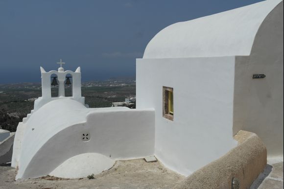 Pyrgos is probably my favourite village on the island, amazing views and a lot of churches!

May 25, 2018 