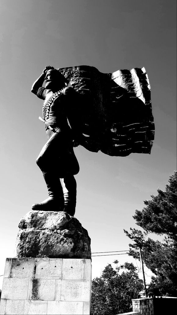 Statue of Spiros Kayales at 