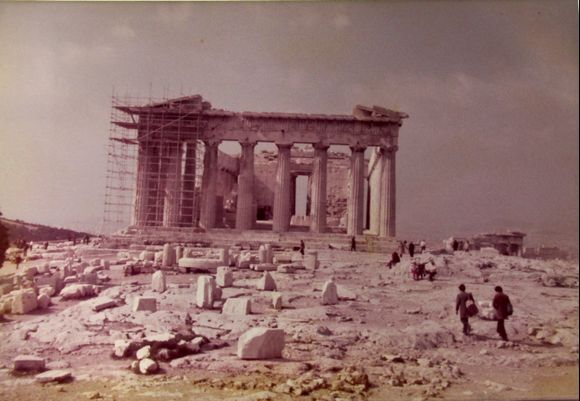 I took this old photo, taken  in 1980 on my first trip to Greece. It was amazing back then how you could get up close and personal, but things soon changed as some  people were helping themselves to the scattered bits of marble and taking it  back home with them as a souvenir. I apologies for the quality of the photo, taken on an old film camera. 