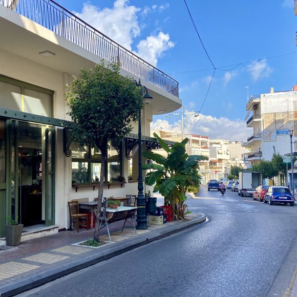 Beautiful Pyrgos, Sunday stroll in Ermou street. October 15th, 2023
Ερμού, Πύργος