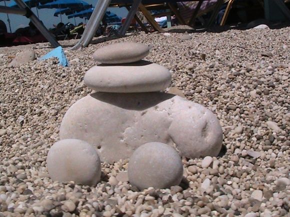 Sand & pebbles