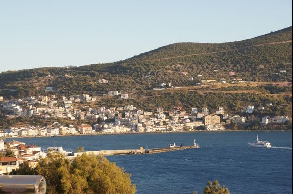 Samos port