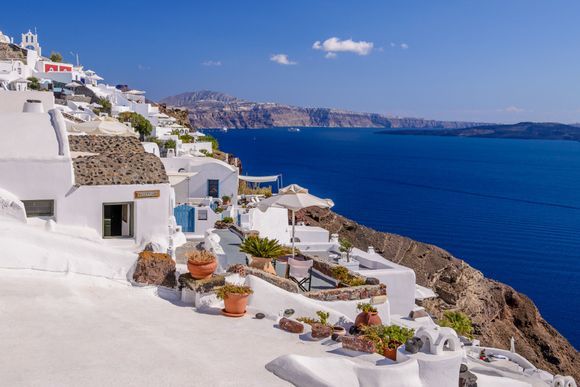 Oia, Santorini, caldera view