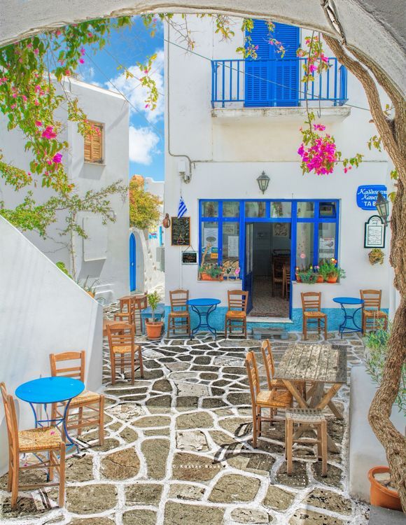 And what better way than to take a look at some of Paros's most colourful villages? Prodromos village is one of Paros’s gems!