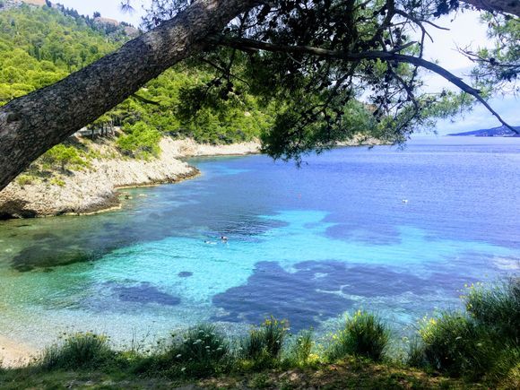 Dafnoudi beach near Fiscardo, a little ‘peace’ of paradise 😍