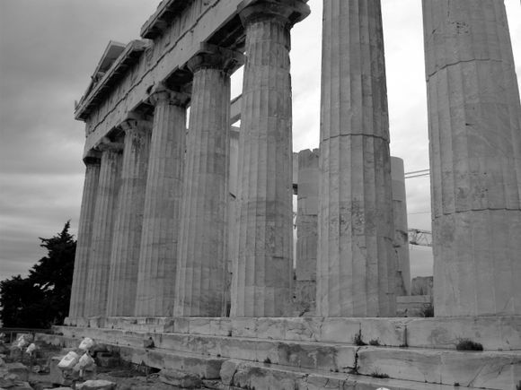 Parthenon Black & White