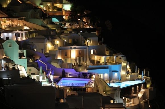 oia at night swimming pools