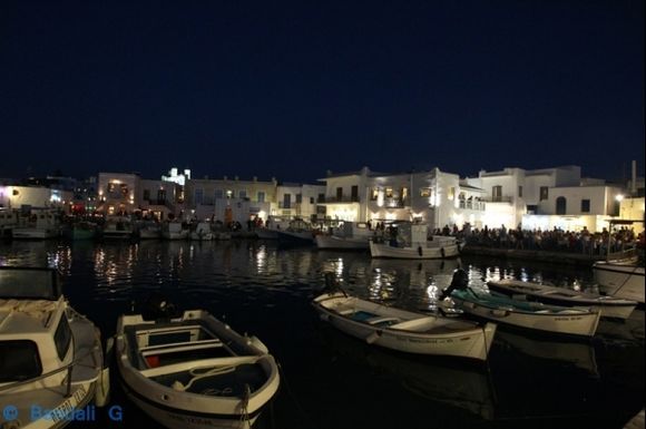 fisherman harbour at night in naoussa