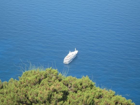 A boat on Myrtos.