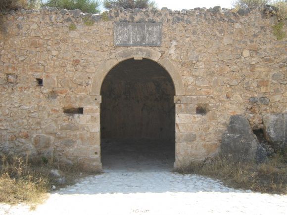 The gate of the castle.