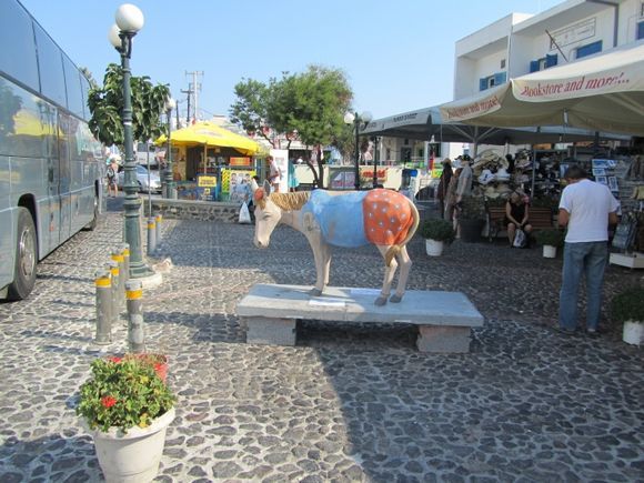 Donkey love, Santorini