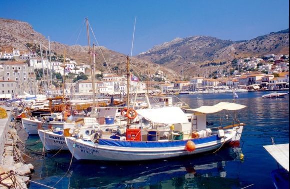 The port of Hydra