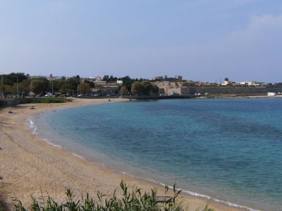 Small beach near Kolona harbour