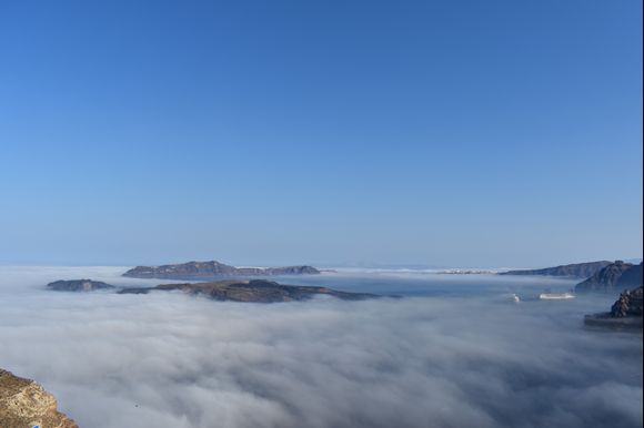 Humidity (ανεδοσα) covered the Caldera today.