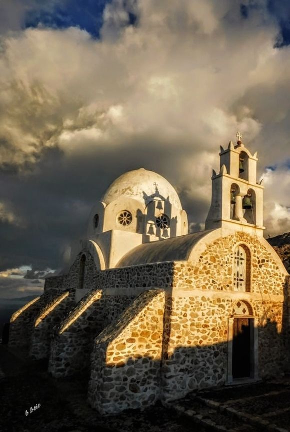 Άγιοι Απόστολοι church in Pyrgos