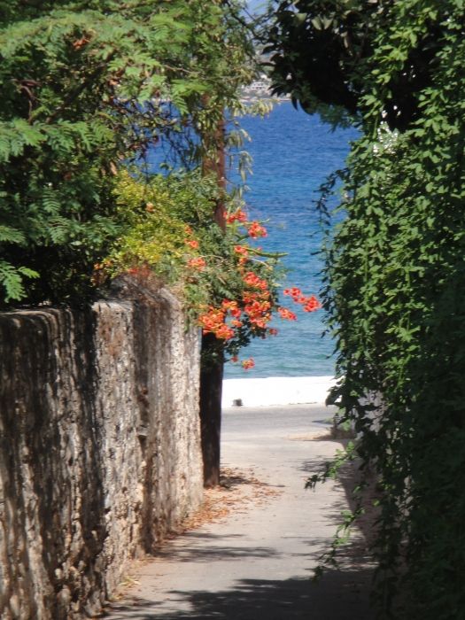 secret paths and alley ways, Spetses