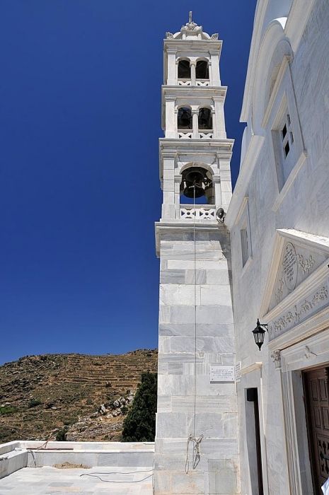 Kardiani: Church tower