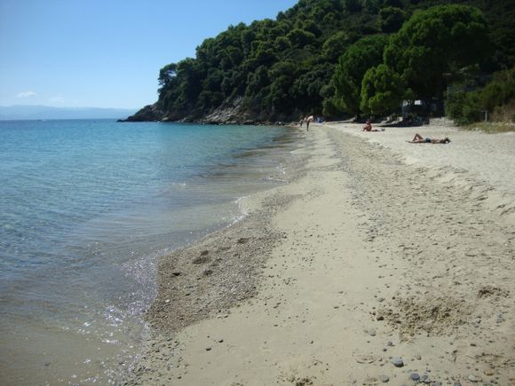 Ampelakia beach