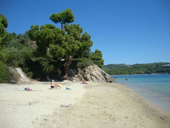 Ampelakia beach