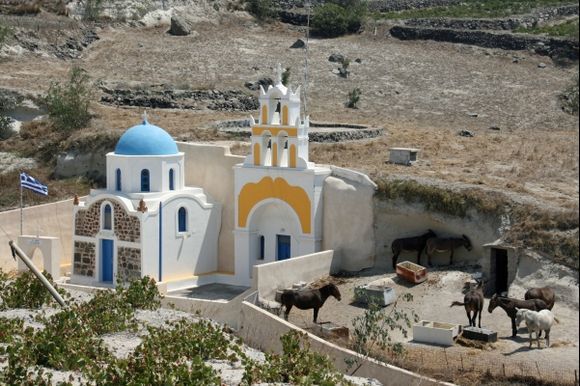 The caved-in church of Agia Paraskevi in Megalochori