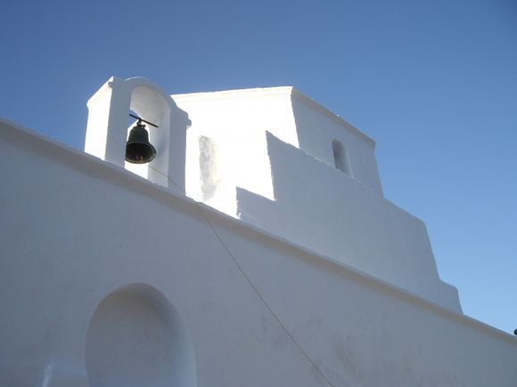Bell and sky in Milos