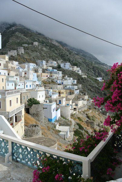 clouds, houses and flowers of Olympos