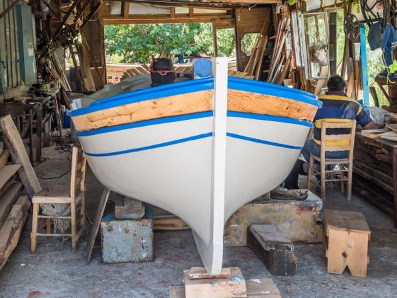 Caique boat builder near Pyrgos