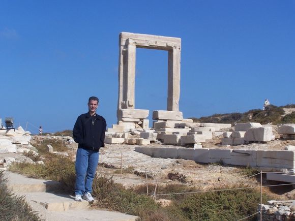 Naxos , Temple of Apollo