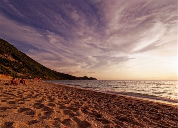 2018-09-06  -  Pefkoulia Beach  -  Indecridible sunset !