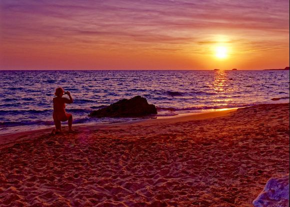 2018-09-19 - 19h.22 : Paliolinos Beach : A sunset story ...