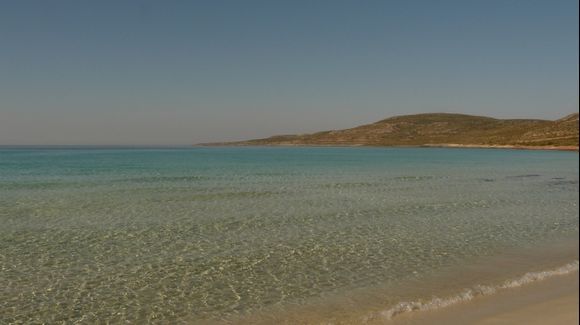 Sarakiniko beach