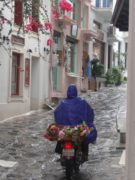 Rainy days in Skopelos town
