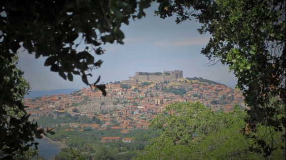 Overview : Molyvos Town and his Castle