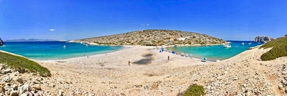 Kounoupi islet: you can reach it with a short boat trip from Pera Gialos