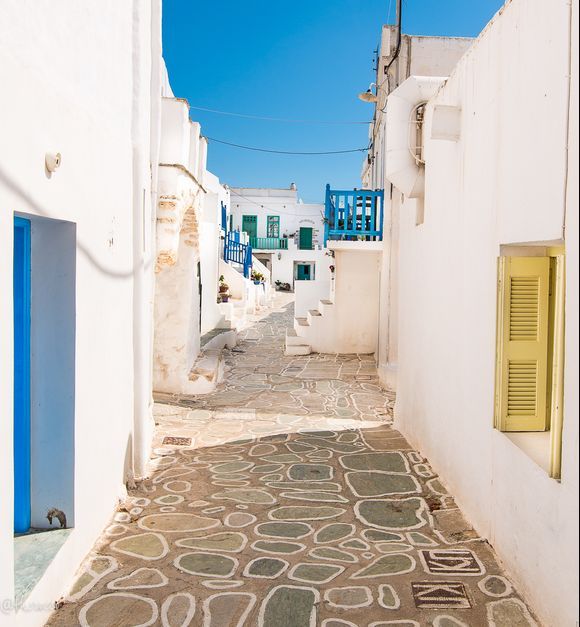 Missing those alleys. #GREECE2022