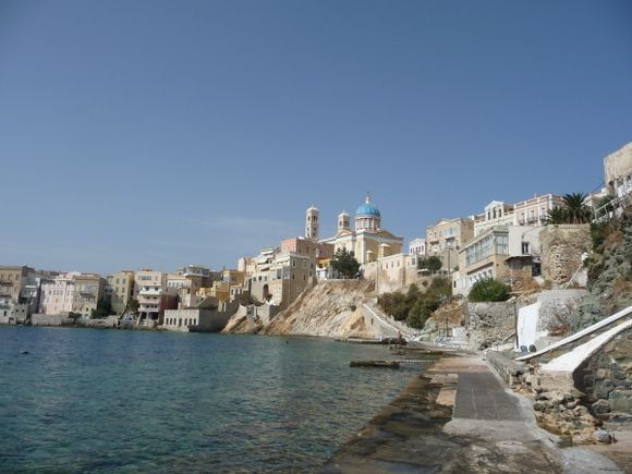 Vaporia, Syros's own little Venice