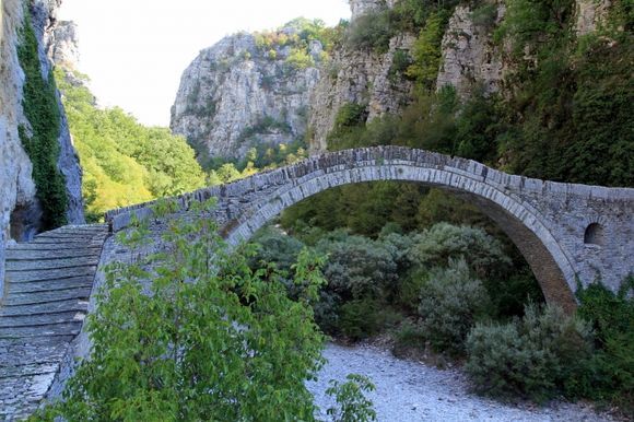 One of Zagoria\'s bridges
