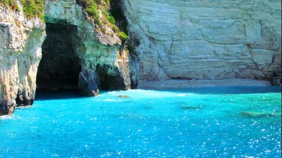 Antipaxos island