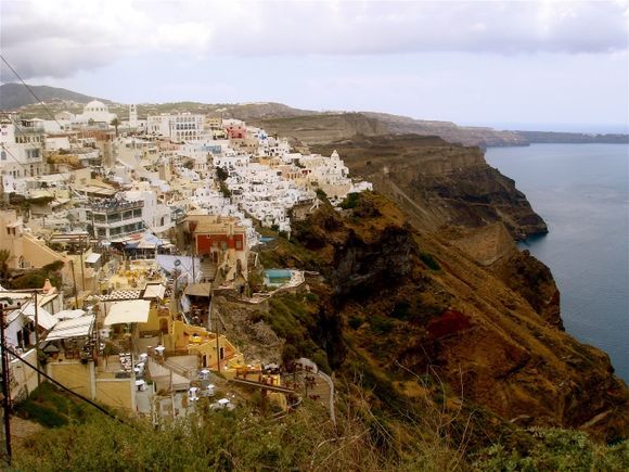 Fira in the Daytime